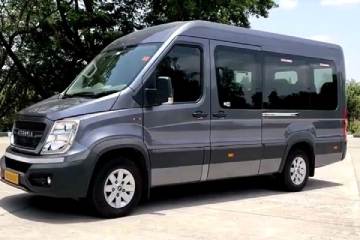 Urbania 17 Seater